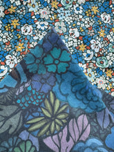 Load image into Gallery viewer, APOF Liberty Print Reversible Bandana