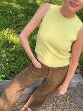Load image into Gallery viewer, Colori Cashmere Light Sweater Vest in Sun