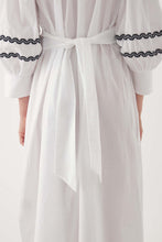 Load image into Gallery viewer, Antik Batik Embroidered Dali Dress