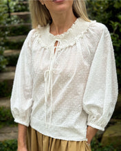 Load image into Gallery viewer, Loretta Caponi Zita Blouse