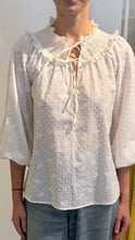 Load image into Gallery viewer, Loretta Caponi Zita Blouse
