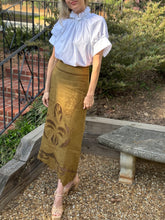 Load image into Gallery viewer, Lug Von Siga Linen Rosalie Skirt