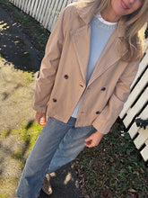 Load image into Gallery viewer, Hartford Varda Jacket