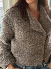 Load image into Gallery viewer, APOF Rasmine Jacket