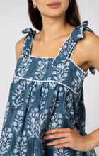 Load image into Gallery viewer, Juliet Dunn Flower Block Print Cotton Top with Lurex
