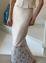 Load image into Gallery viewer, Destree Mila Woven and Jacquard Midi Skirt
