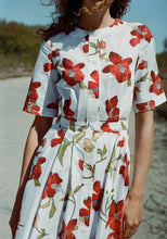 Load image into Gallery viewer, Coco Shop Sloan Dress in Red Hibiscus
