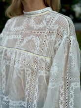 Load image into Gallery viewer, Lug Von Siga Lace Hera Blouse
