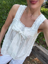 Load image into Gallery viewer, Lortetta Caponi Suvereto Bow-Embellished Lace-Trimmed Broderie Anglaise Cotton Top
