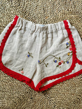 Load image into Gallery viewer, Vintage Linen Shorts from Italy-Various Designs-Size Med
