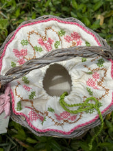 Load image into Gallery viewer, Handcrafted Italian "Panarino" Basket Handbag-Preorder (Closed)
