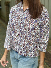 Load image into Gallery viewer, TLP Billie Shirt in Liberty of London Plum Floral
