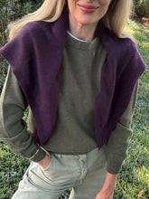 Load image into Gallery viewer, Colori Cashmere Light Crew Sweater in Sage Green
