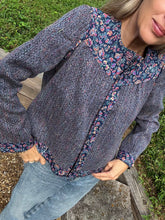 Load image into Gallery viewer, APOF Reversible Racel Jacket
