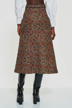 Load image into Gallery viewer, Antik Batik Cotton Jacquard Quilted Zina Skirt

