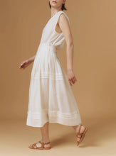 Load image into Gallery viewer, Thierry Colson Zazou Skirt in Off White Optical Pleats
